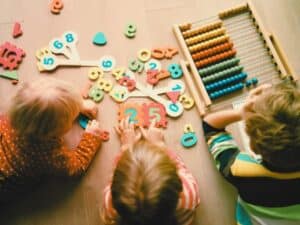 Teaching Numbers to Toddlers with a Free Printable