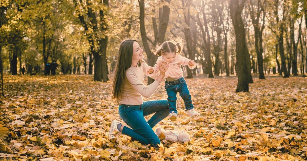 30+ Best Autumn Songs to Welcome in the Season